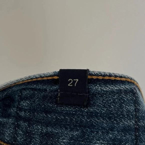 Citizen of humanity distressed slouchy slim leg shorts size 27 - Picture 9 of 10